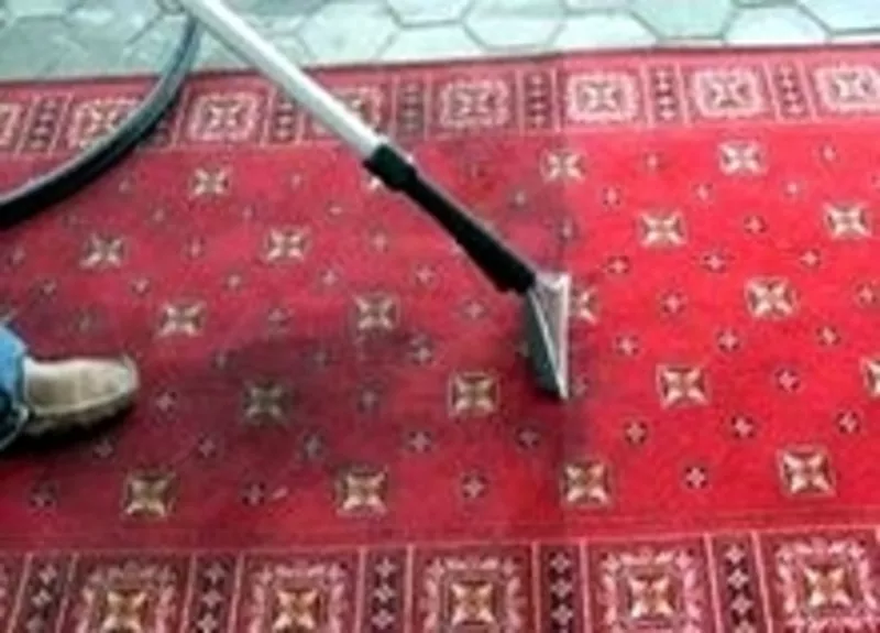 Чистка ковров и мягкой мебели 3