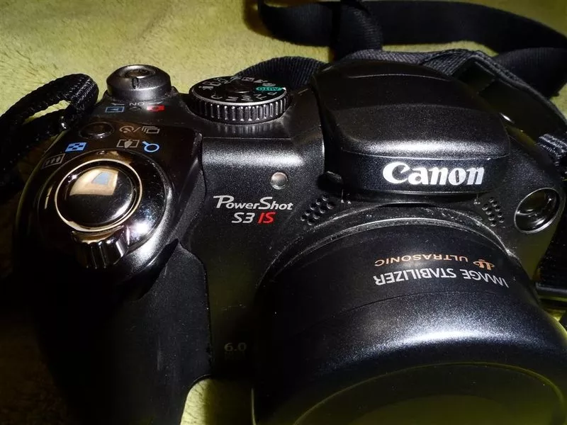Продам свой полупроф. аппарат фотоаппарат Canon PowerShot S3is