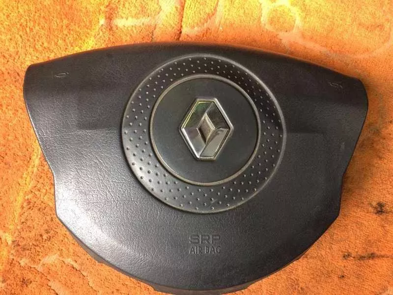 Б/у подушка airbag водителя 8200102820A Renault ,  Рено , 