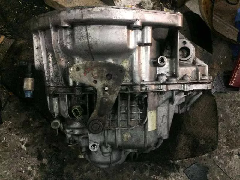 Б/у коробка передач Renault Laguna 2,  8200054925,  PK6 018,   2